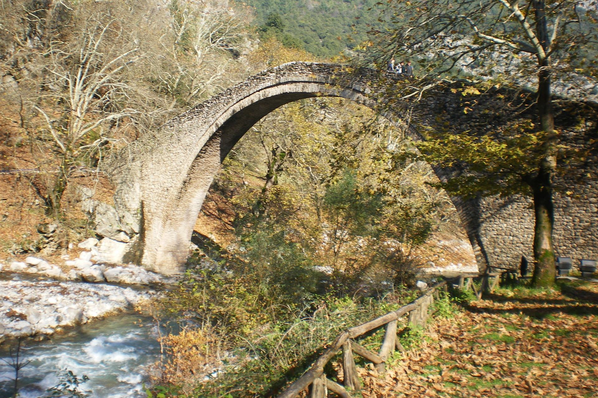 Χριστουγεννιάτικη απόδραση σε Τρίκαλα και Μύλο των Ξωτικών, Περτούλι και Μετέωρα