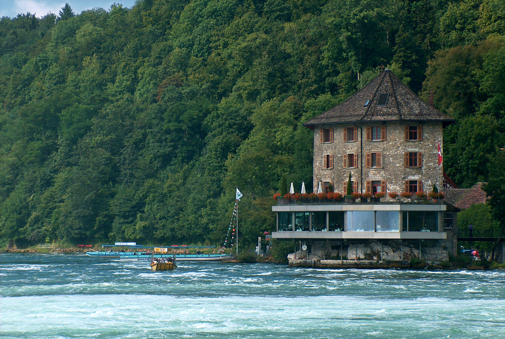 Rheinfall, οι καταρράκτες του Ρήνου 13