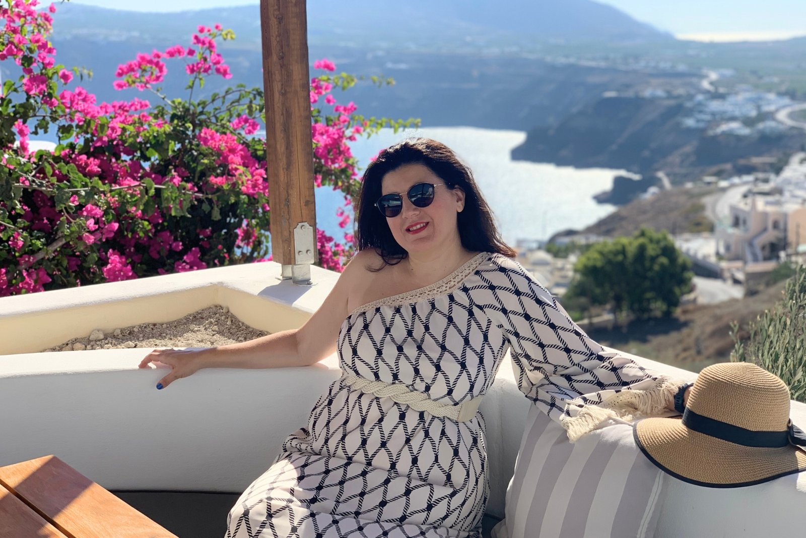 Ρομαντική Διαμονή στο Apanemo Hotel στη Σαντορίνη 1 Ρομαντική Διαμονή στο Apanemo Hotel στη Σαντορίνη