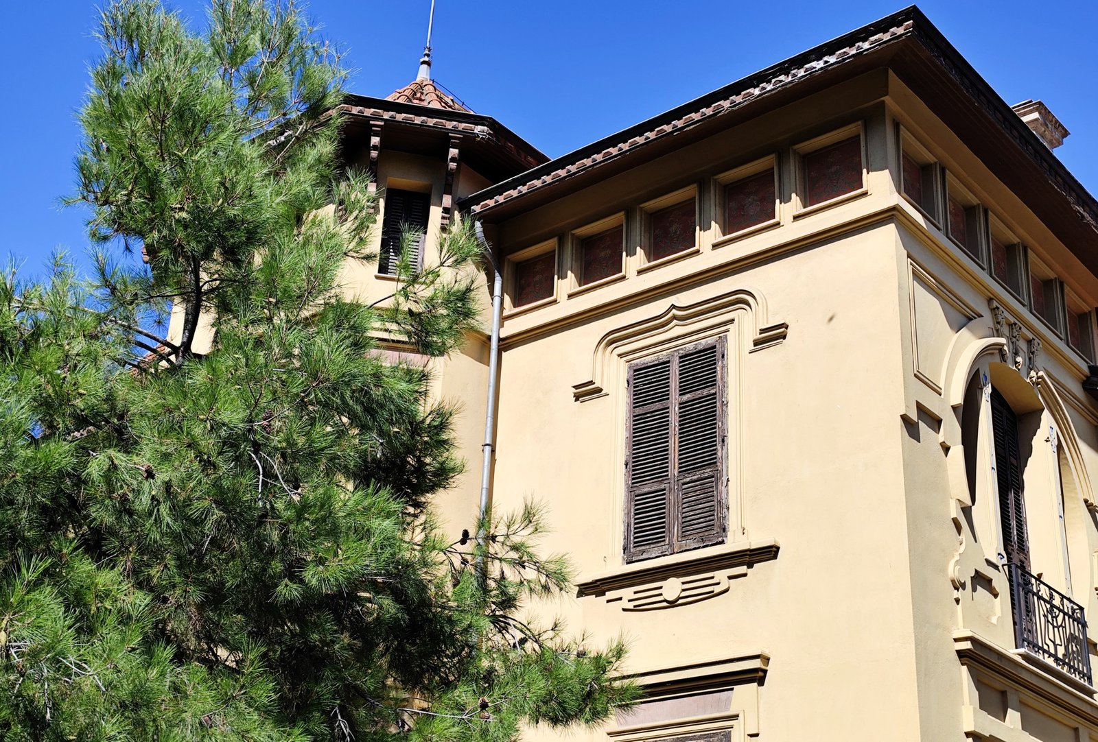 Θεσσαλονίκη, μια βόλτα στη Συνοικία των Εξοχών, Καζα Μπιάνκα ή Villa Blanche ή Villa Fernandez