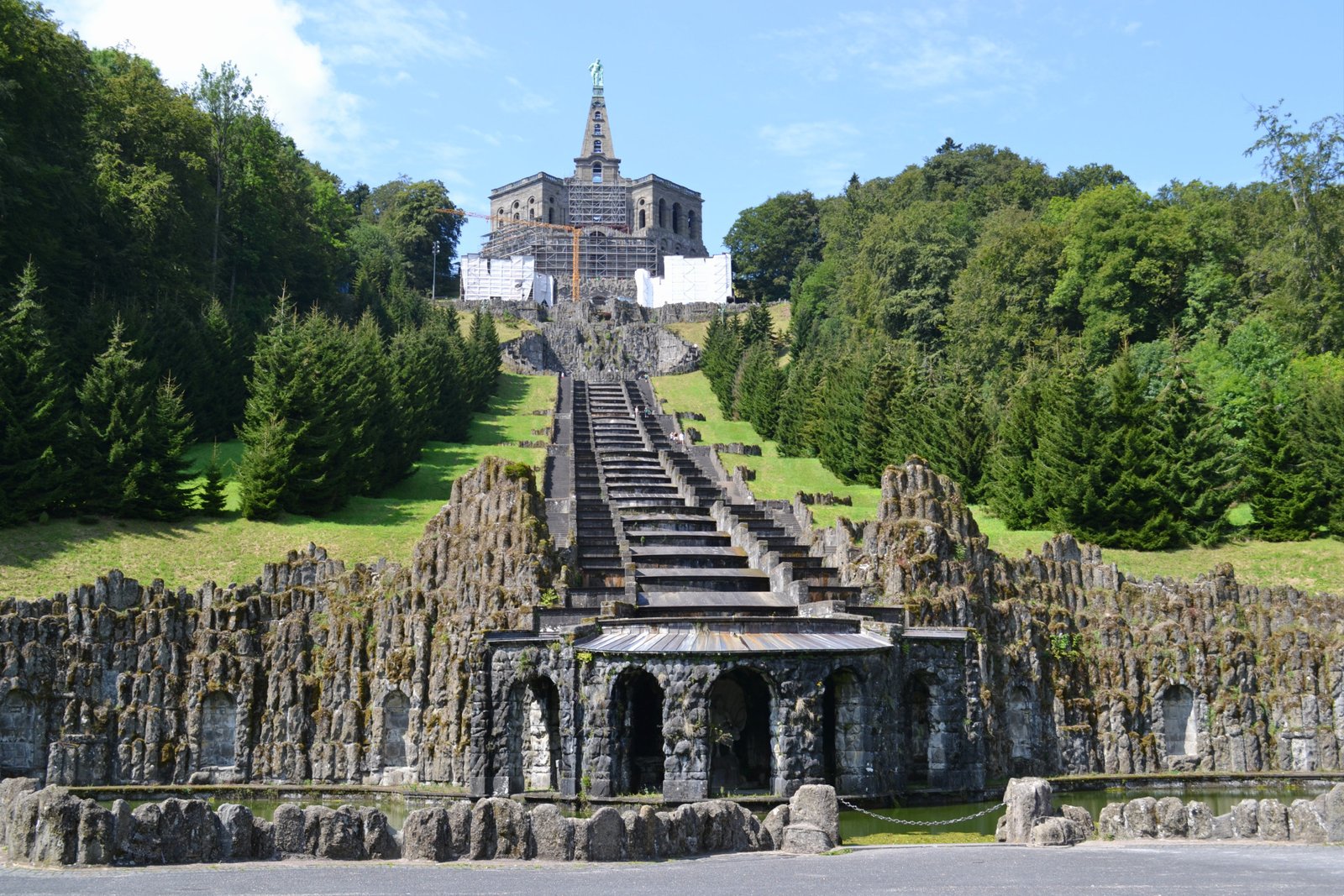 Η πόλη Κάσσελ και το Μνημείο του Ηρακλή 22 Η πόλη Κάσσελ και το Μνημείο του Ηρακλή