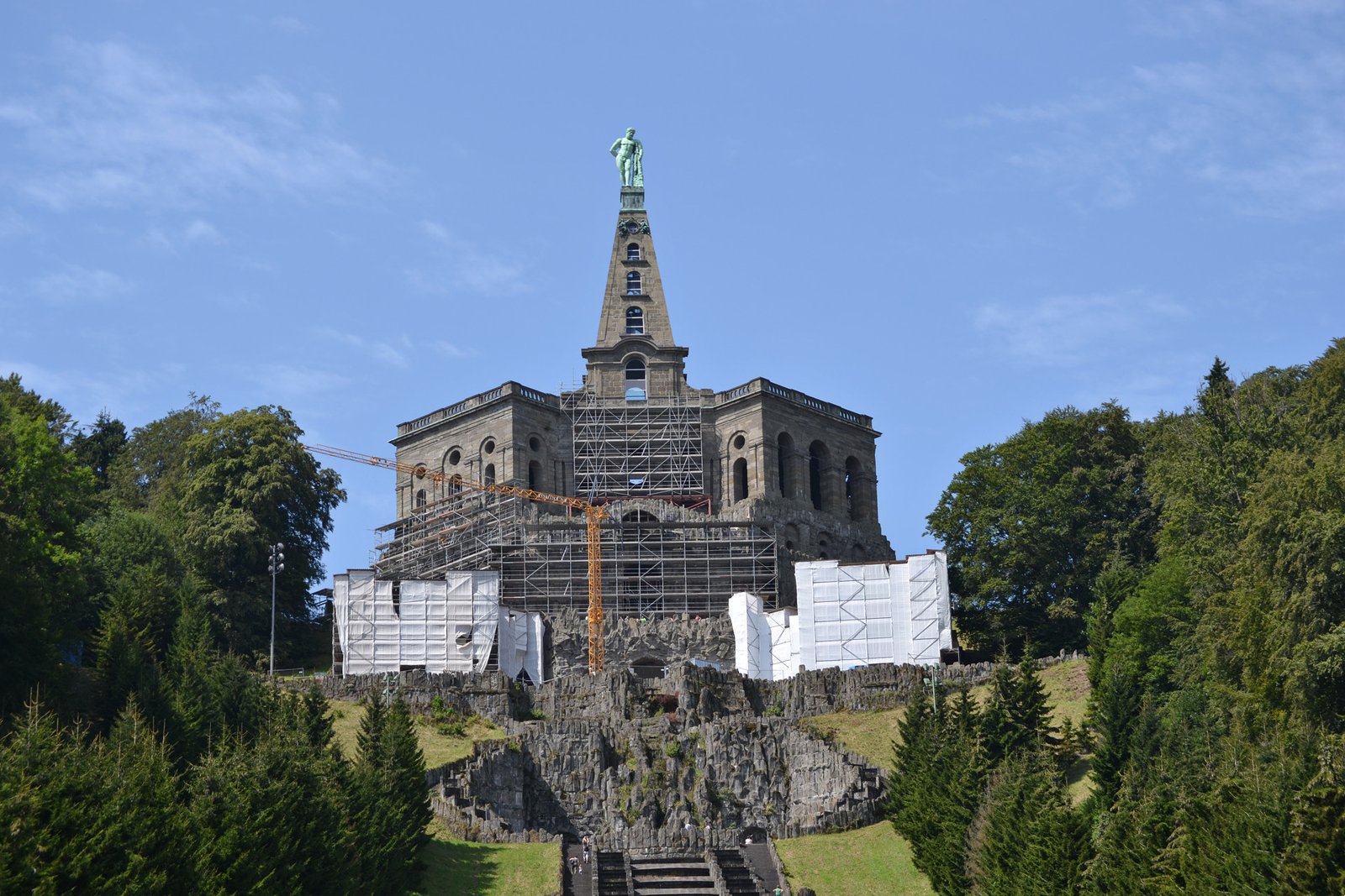 Η πόλη Κάσσελ και το Μνημείο του Ηρακλή 19 Η πόλη Κάσσελ και το Μνημείο του Ηρακλή